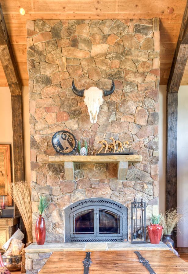 Antler Ridge Lodge Big Sky Extérieur photo