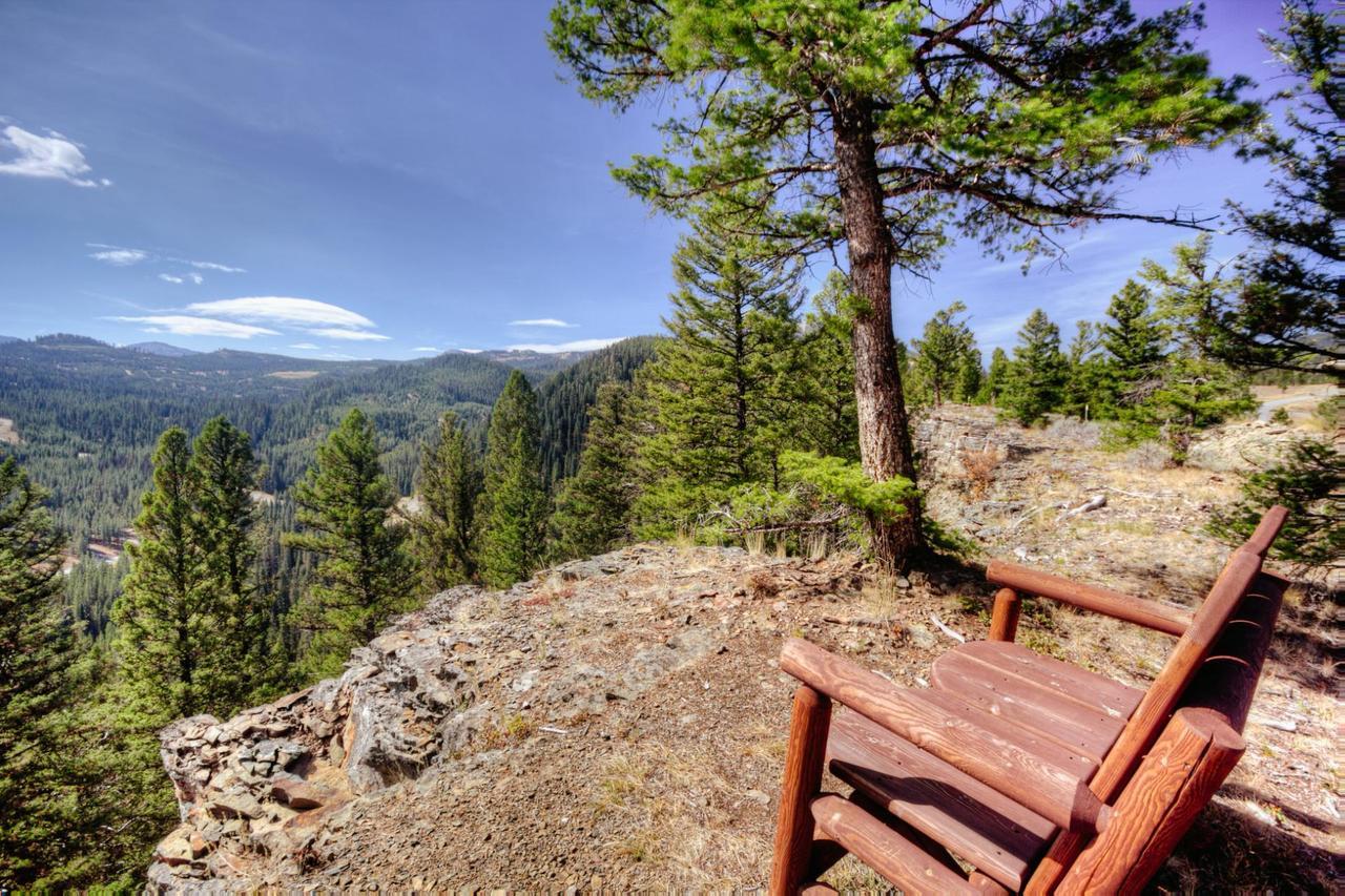 Antler Ridge Lodge Big Sky Extérieur photo